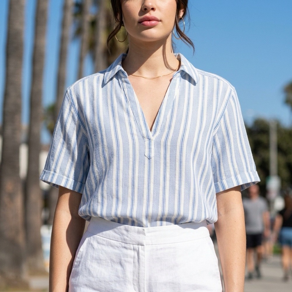 Womens Med Blue White Striped Linen Blend V-Neck Collard Top Nautical Coastal